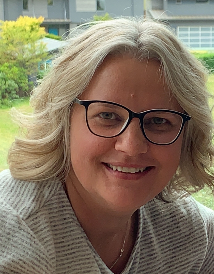 Lidia (Michelle) Lupse